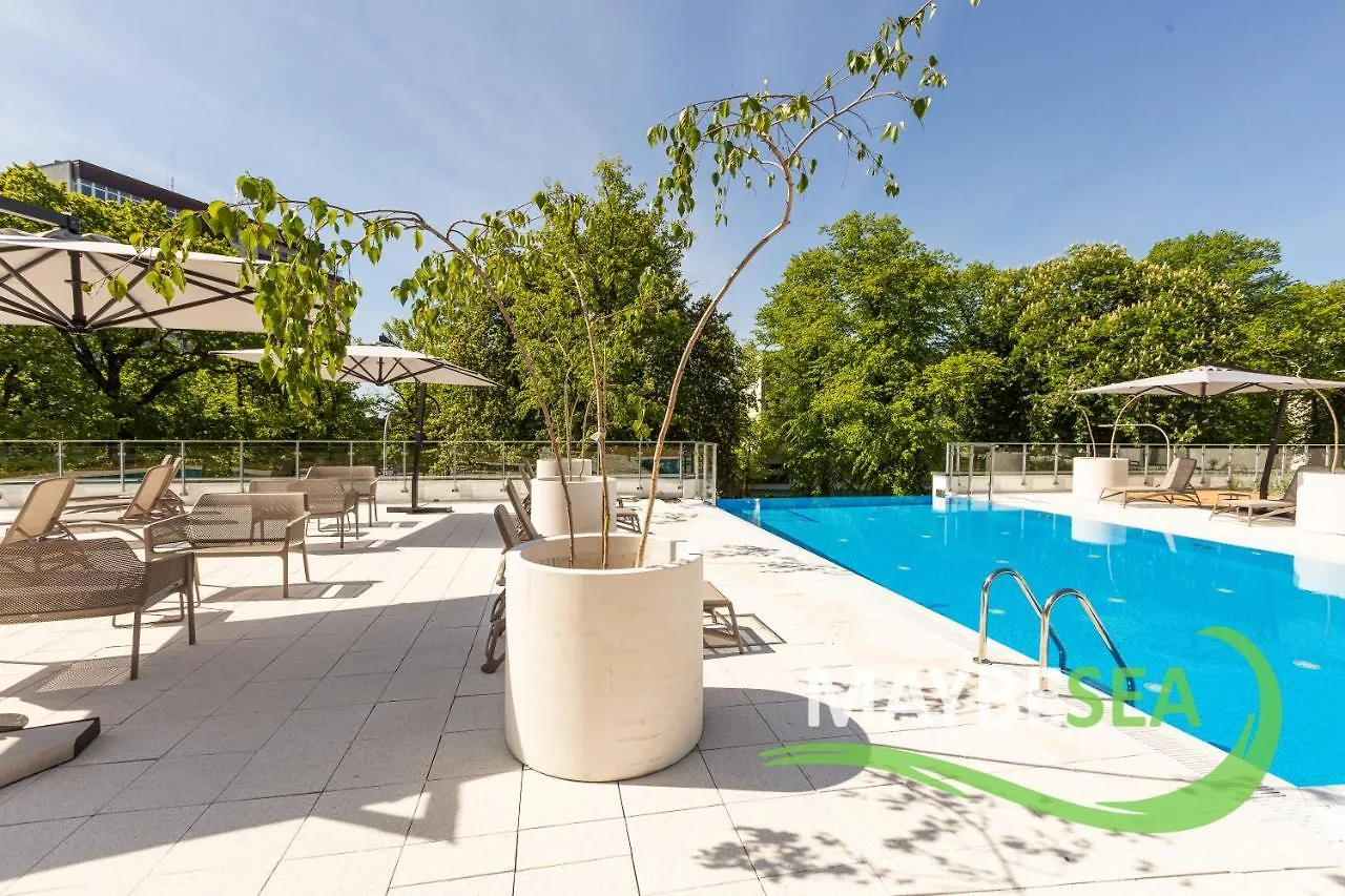 Apartment Maybesea Nadmorskie Tarasy A415 Kolobrzeg
