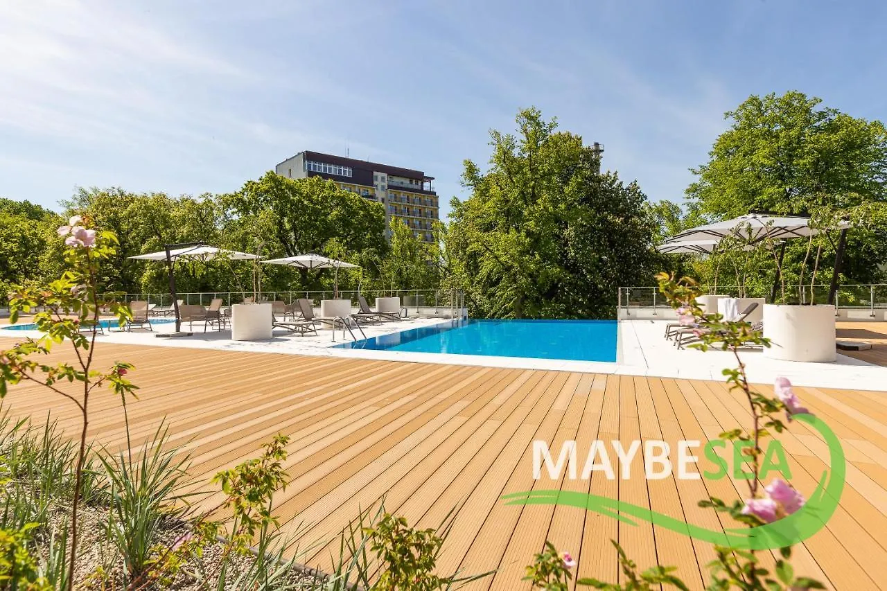 Apartment Maybesea Nadmorskie Tarasy A415 Kolobrzeg Poland